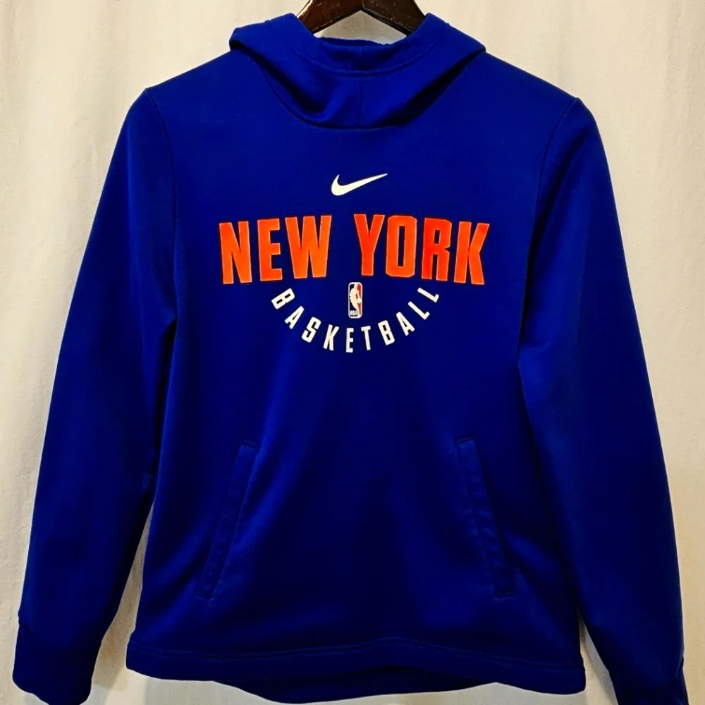 Nike NBA New York Basketball Hoodie - Picture 14 of 15